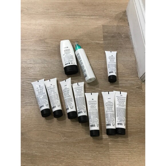 Pevonia professional skincare bundle - Picture 5 of 5